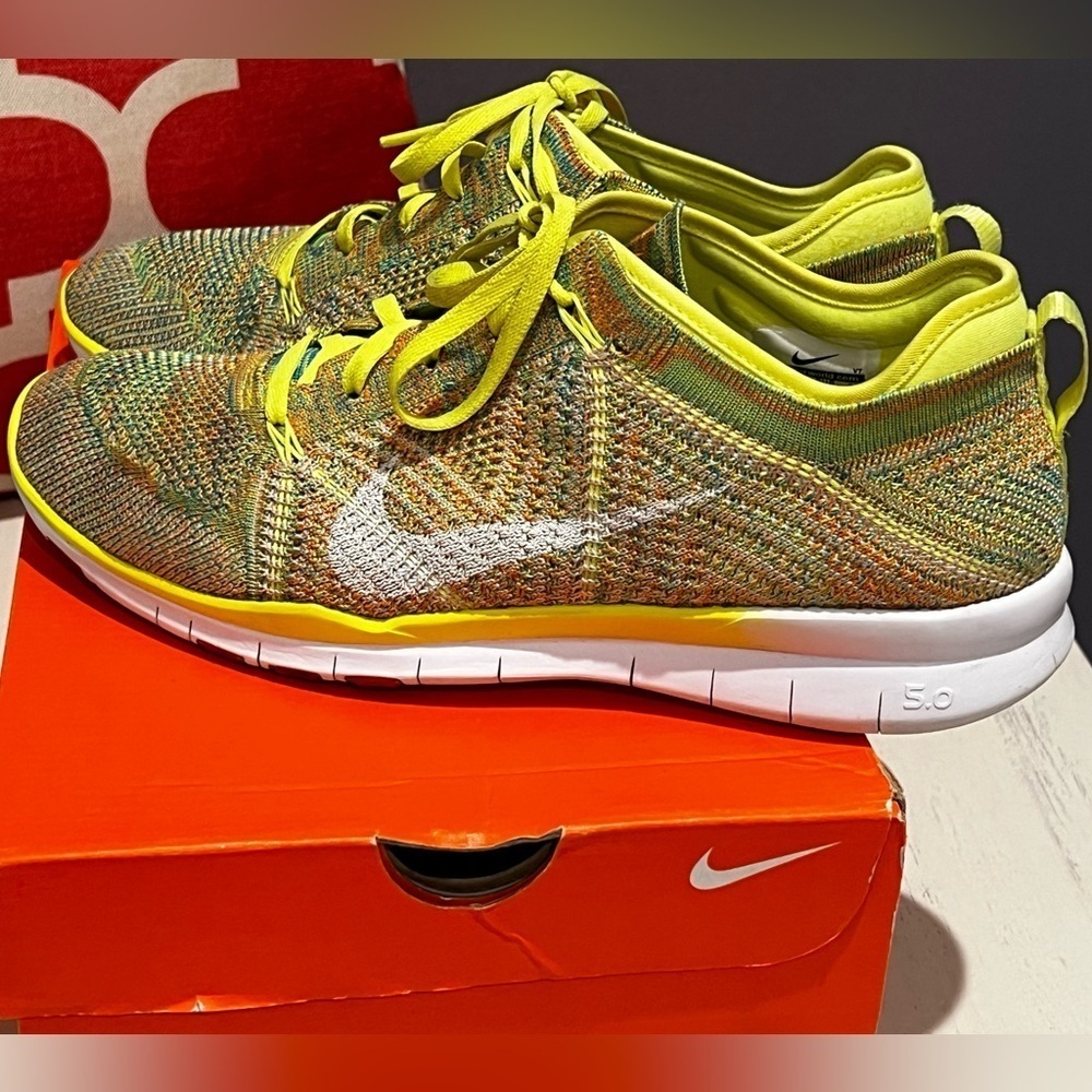 Like New: Nike Free Flyknit Running Sneakers. Wmns Size 9.5 Volt/White/Hot Lava
